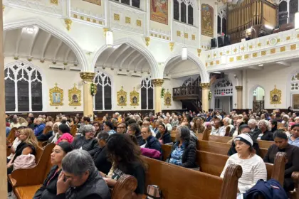 Diáspora dominicana en El Bronx celebra con fe a la Virgen de las Mercedes