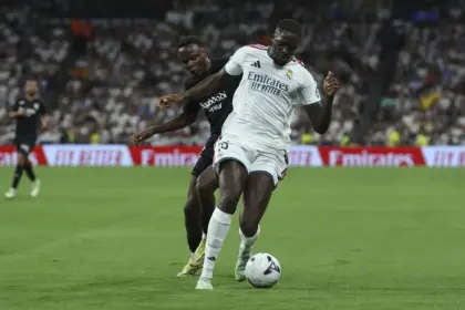 Ibrahima Konaté abandona Francia por lesión y preocupa al Real Madrid
