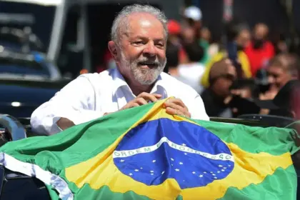 Lula prohíbe las apuestas deportivas y casinos online en Brasil