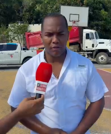 Remozan cancha deportiva en La Majagua de Sánchez para impulsar el deporte