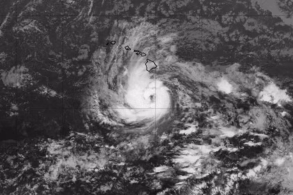 Huracán Nolo amenaza a Hawái con lluvias catastróficas y alerta máxima