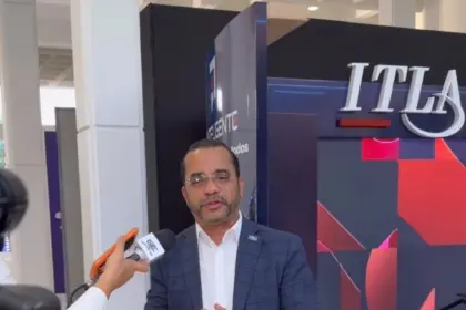 ITLA presenta innovaciones y cursos de IA en Feria del Libro 2026