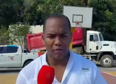 Inician remozamiento de cancha deportiva en La Majagua de Sánchez