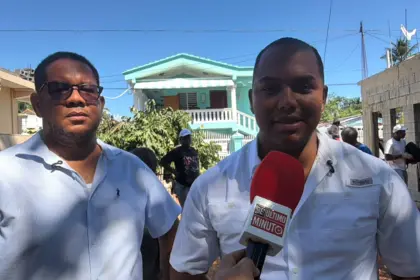 Presidencia entrega viviendas dignas transformando vidas en Samaná