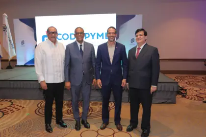 Fernando Pinales busca equilibrio en reforma laboral y apoyo a MIPYMES