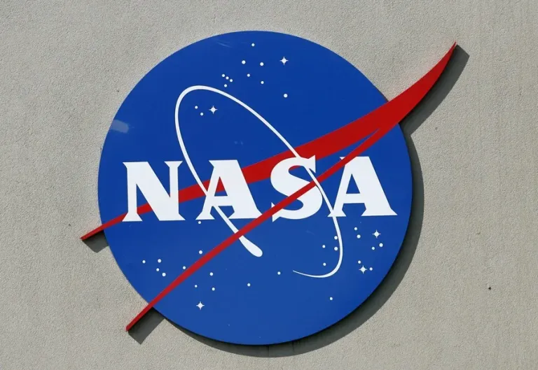 NASA y SpaceX lanzarán misión Crew-13 a la EEI el 1 de octubre