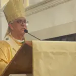 Arzobispo de Santiago condena violencia tras ataque a Julián Oro Duro