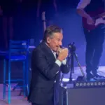 Ricardo Montaner cautiva Altos de Chavón con La Cima del Cielo