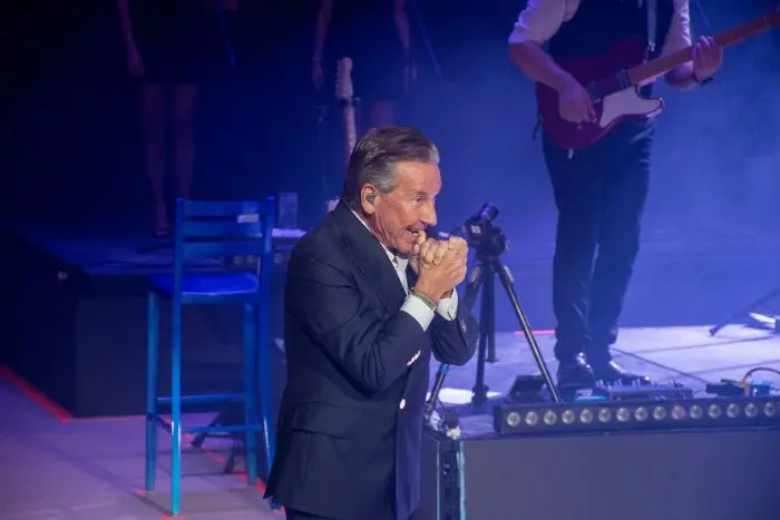 Ricardo Montaner cautiva Altos de Chavón con La Cima del Cielo