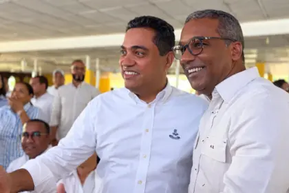 Dirigentes del PRM en La Vega consolidan respaldo a David Collado