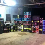 Clausuran seis negocios y ocupan 44 bocinas por ruido en Santiago