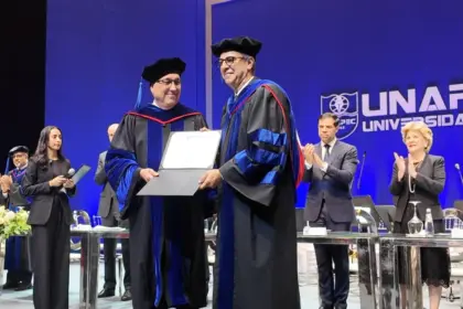 Unapec otorga Doctor Honoris Causa al escritor dominicano José Mármol