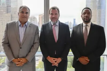 España y Nueva York buscan alianza en digitalización y puertos verdes