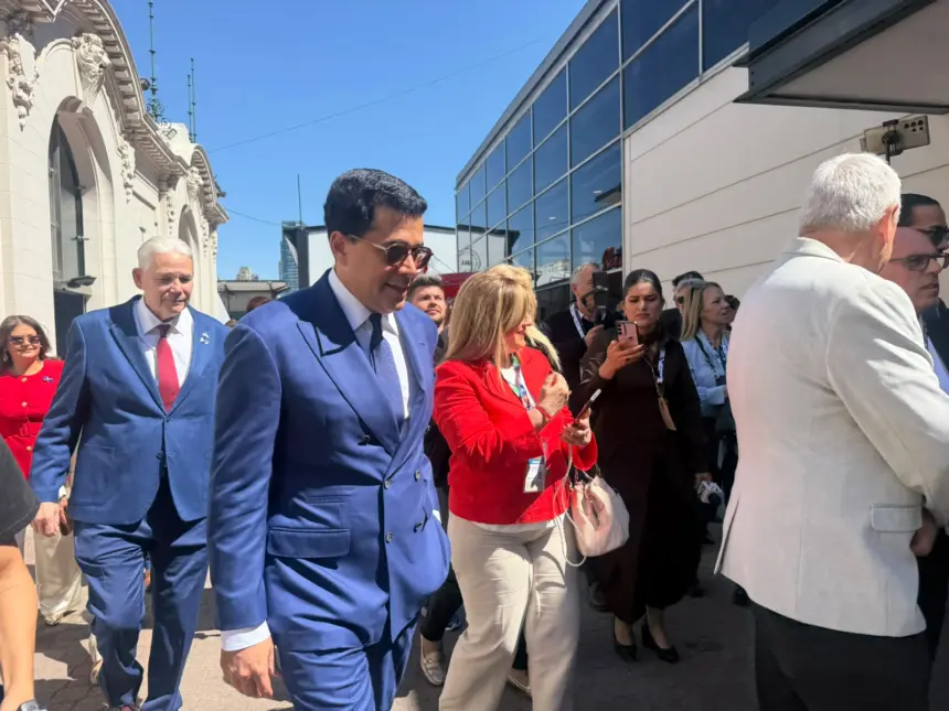 David Collado impulsa el turismo dominicano ante 800 agentes en FIT 2026