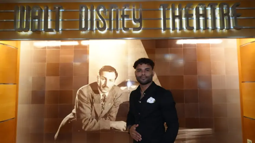 Joe Blandino: el talento dominicano que conquista los escenarios de Disney