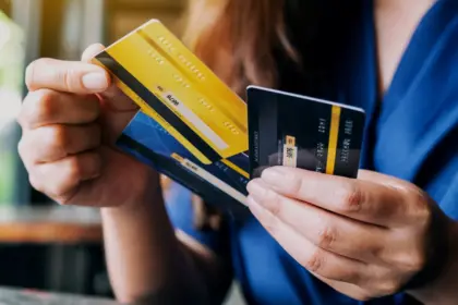 Dominicanos reducen uso de tarjetas de crédito según Superintendencia de Bancos