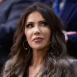 Kristi Noem solicita el divorcio tras 34 años de matrimonio