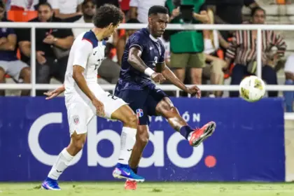 República Dominicana vs Haití: Estadio Olímpico roza el lleno total