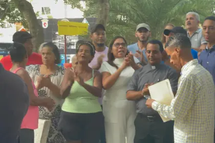 Crisis en La Otra Banda: residentes exigen agua y calles dignas