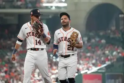Astros eliminados de la postemporada tras caer ante Medias Blancas