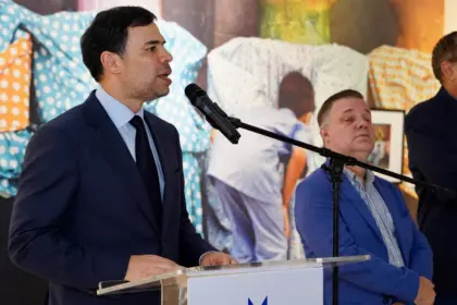 Roberto Ángel Salcedo impulsa la internacionalización de letras dominicanas