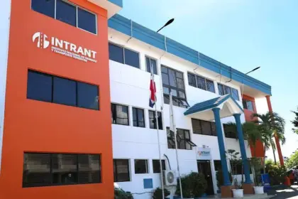 Intrant busca compensar a conductores tras ajuste en vigencia de licencias