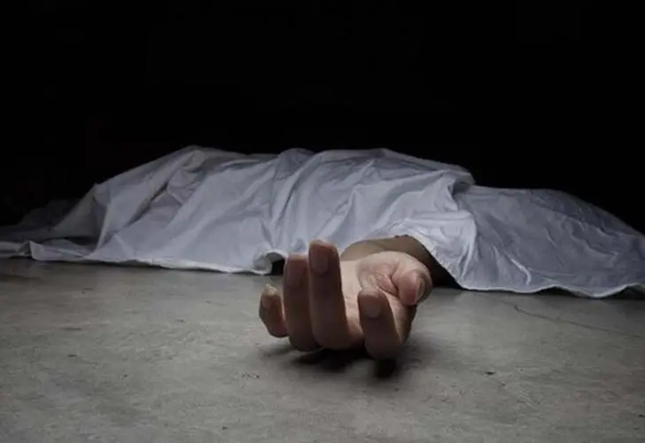 Tragedia en Cabrera: Hallan mujer muerta y a su hija viva dentro de un saco