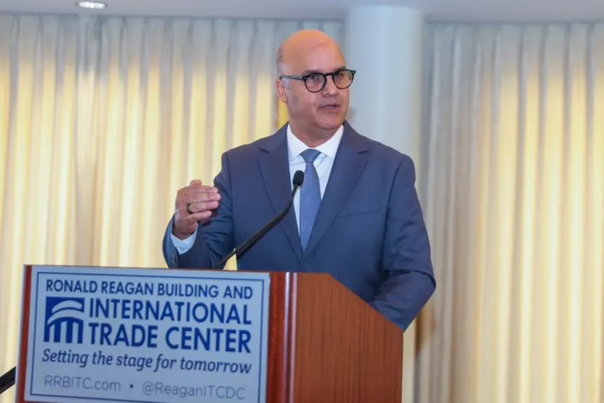 Igor Rodríguez destaca modernización y avances de la aviación en RD