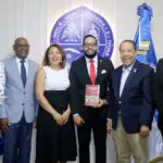 UASD presenta obra jurídica sobre control constitucional en la Feria del Libro
