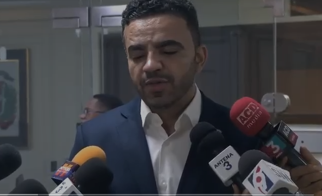 Diputados del PLD piden unidad tras suspender consulta presidencial