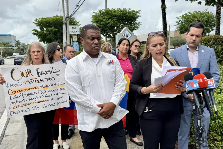Venezolanos en EE.UU. impulsan el voto ante crisis por deportaciones