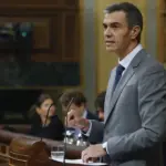 Pedro Sánchez evalúa adelantar elecciones tras revés en el Congreso