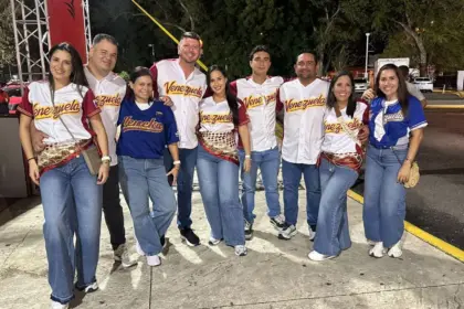 Rawayana conquista Santiago con un sold out vibrante en su tour mundial