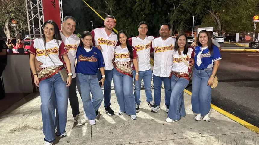 Rawayana conquista Santiago con un sold out vibrante en su tour mundial