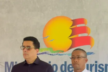 David Collado anuncia inversión de 80 millones para calles de Arroyo Barril