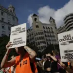 Crisis de vivienda en España: 70.000 personas protestan en Madrid