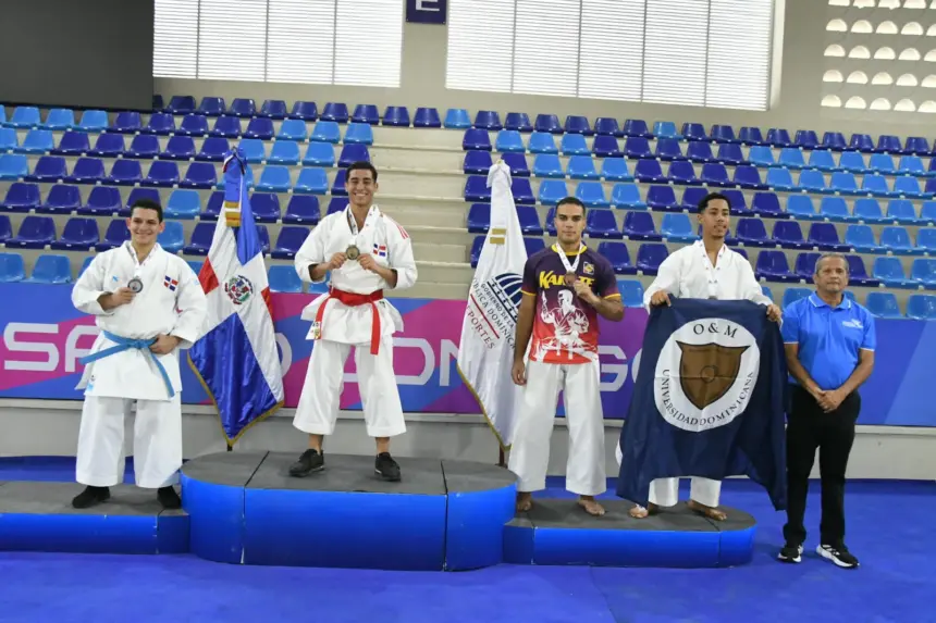 UNAPEC y APEC dominan el karate en los Juegos Universitarios 2026