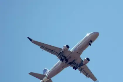 Localizan restos de avión médico con seis personas frente a EE. UU.