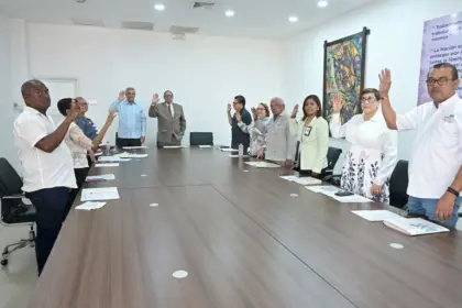 Aumentan 25 % salario mínimo a operadores de maquinaria agrícola en RD