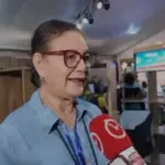 Feria del Libro: Jóvenes mantienen viva la lectura pese a la IA