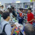 Jóvenes muestran gran interés por el nuevo Código Penal en la Feria del Libro