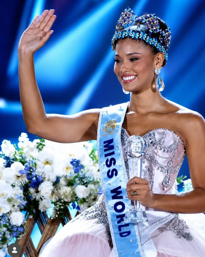 Joheirry Mola Domínguez hace historia y es coronada Miss Mundo 2026