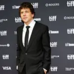Jesse Eisenberg rechaza millones para volver a ser Mark Zuckerberg