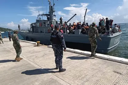 Sobrevivientes de naufragio en viaje ilegal a Puerto Rico llegan a Samaná