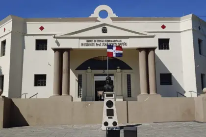 Auditoría revela irregularidades y nóminas ocultas en Ministerio de la Mujer