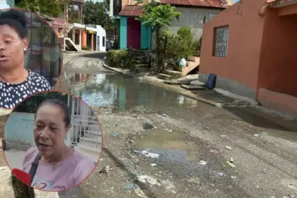 Piden a Betty Gerónimo intervenir calle Sánchez en Los Guaricanos por agua 13 Piden a Betty Gerónimo intervenir calle Sánchez en Los Guaricanos por agua