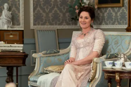 Netflix confirma nueva precuela de Bridgerton sobre la joven Violet