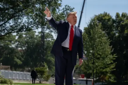 Trump arremete contra el Nobel de la Paz y reclama el galardón para sí