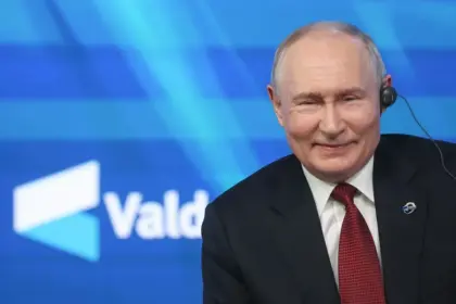 Putin y Trump abordan solución al conflicto en Ucrania tras diálogo 17 Putin y Trump abordan solución al conflicto en Ucrania tras diálogo