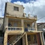 Tragedia en Los Mina: Mujer muere a manos de su expareja frente a sus hijos